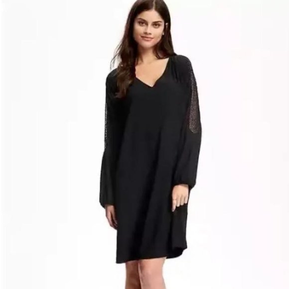 Old Navy Small Long Lace Crochet Sleeve Crewneck Shift Dress NEW WITH TA… - Picture 2 of 9